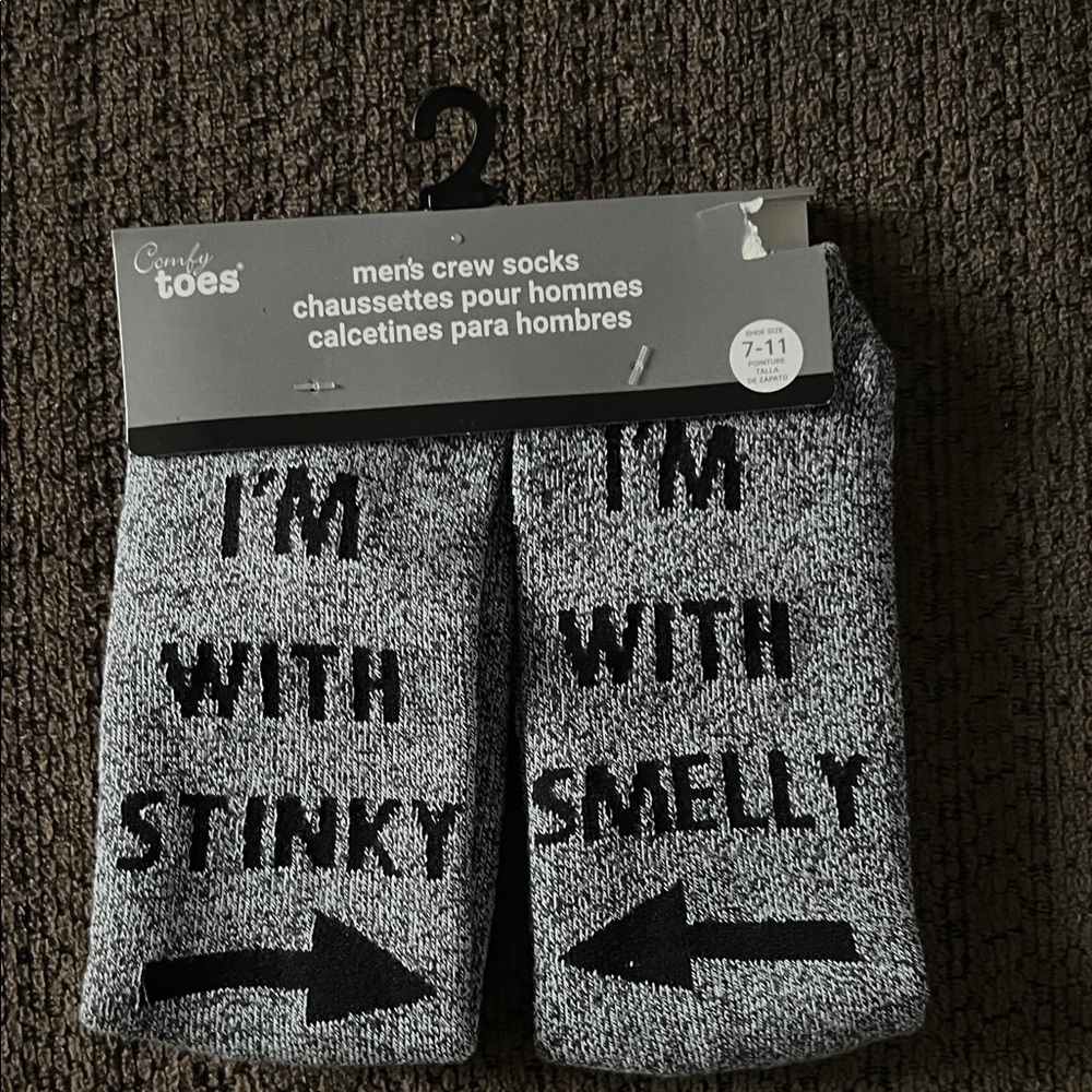 Comfy Toes I’m With Stinky Novelty Crew Socks Mens 7-11 Gray